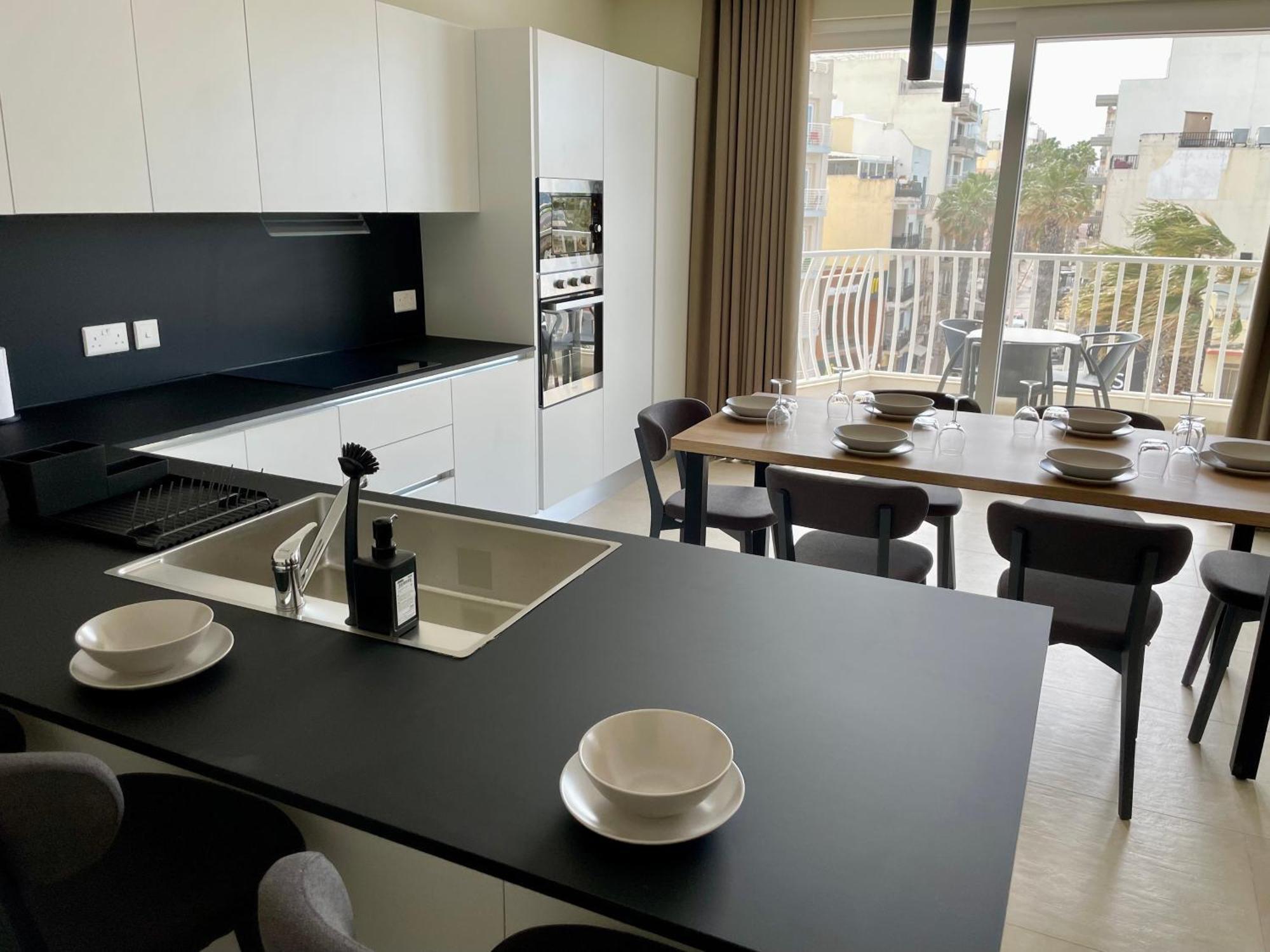 Bugibba Square Seafront Lux Apartments By Holi San Pawl il-Baħar Eksteriør billede